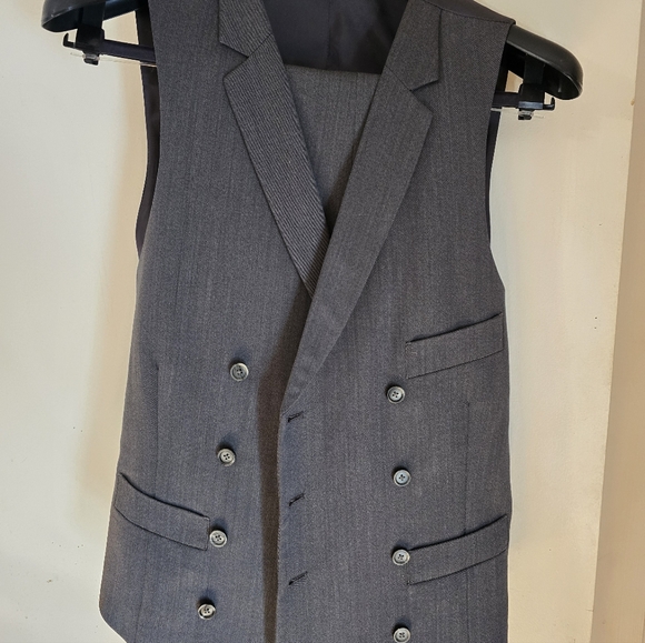 Indochino 3-Piece Charcoal Gray Custom Suit Jacket Vest Pants 36S Slim Fit